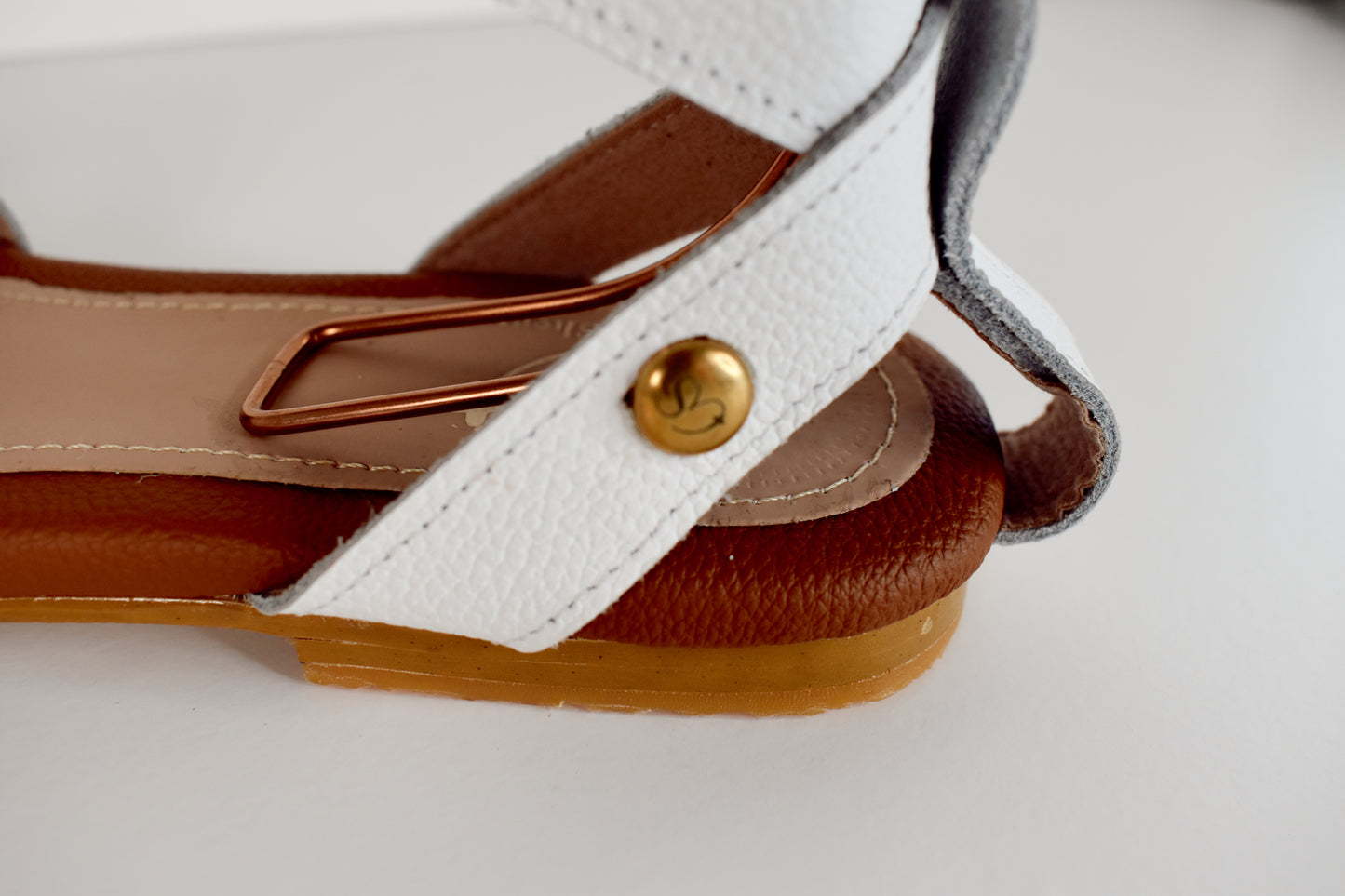 BLANQUITA FLAT SANDALS