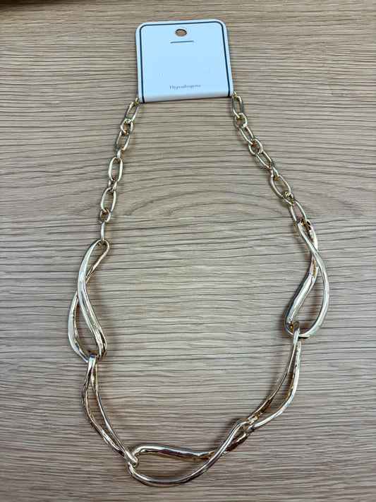 Polished Gold Sculptural Wave Chain Necklace