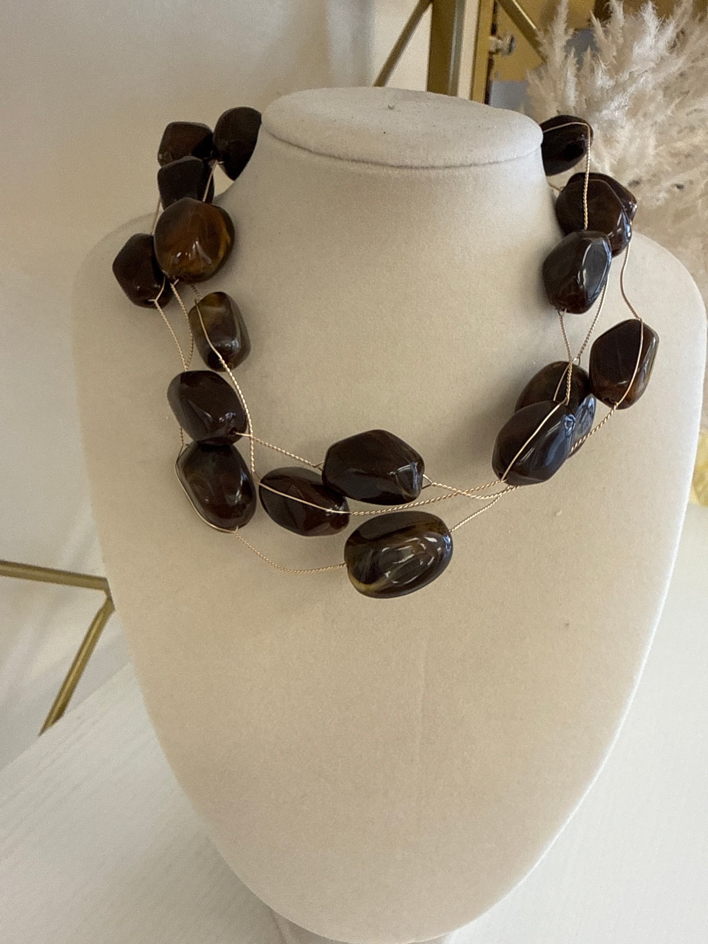 Brown Resin Pebble Layered Wire Necklace