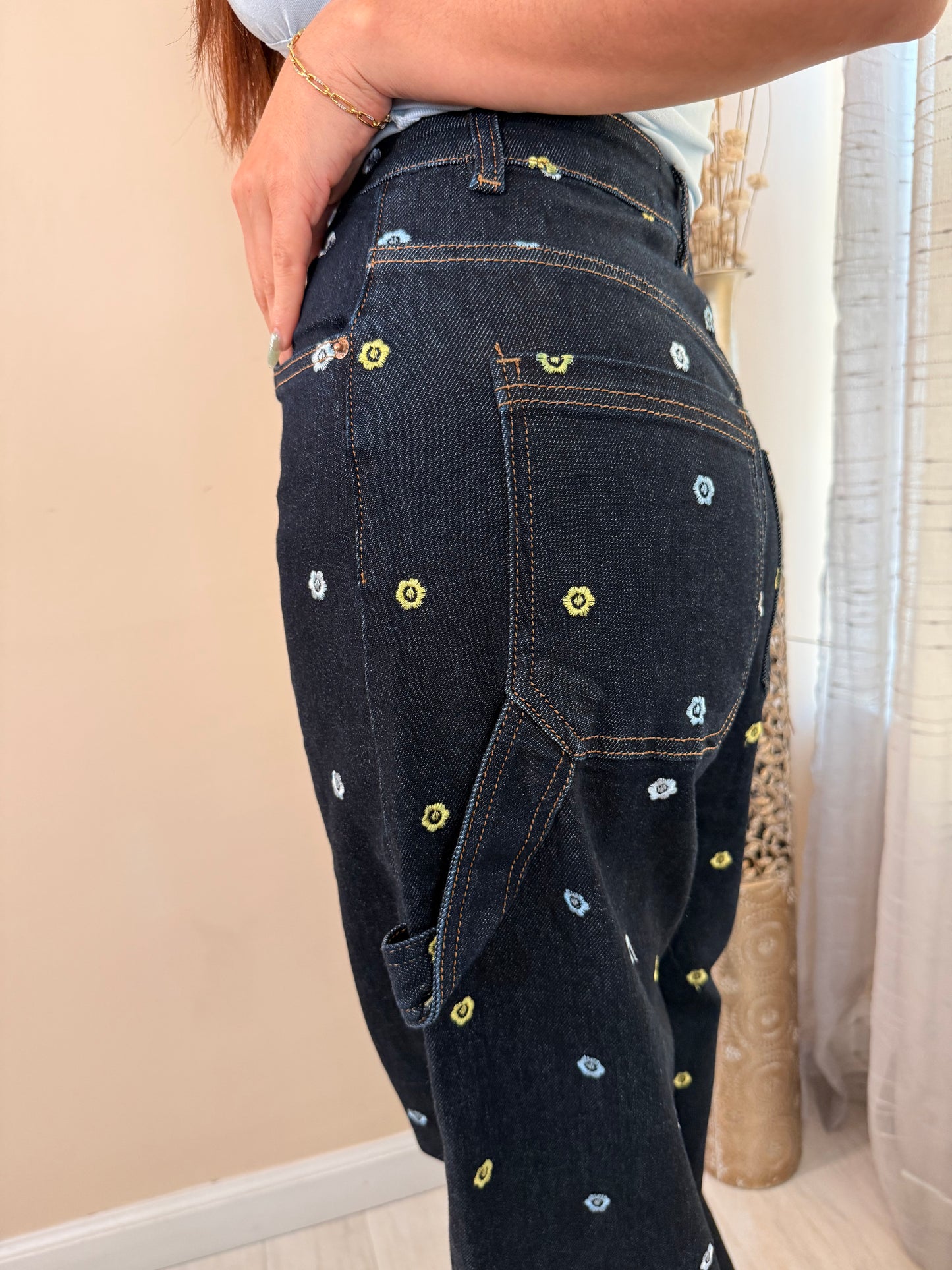 ARIEL JEANS