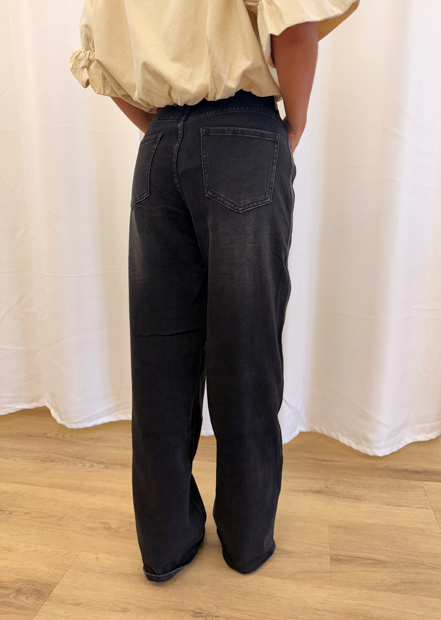 JESS JEANS