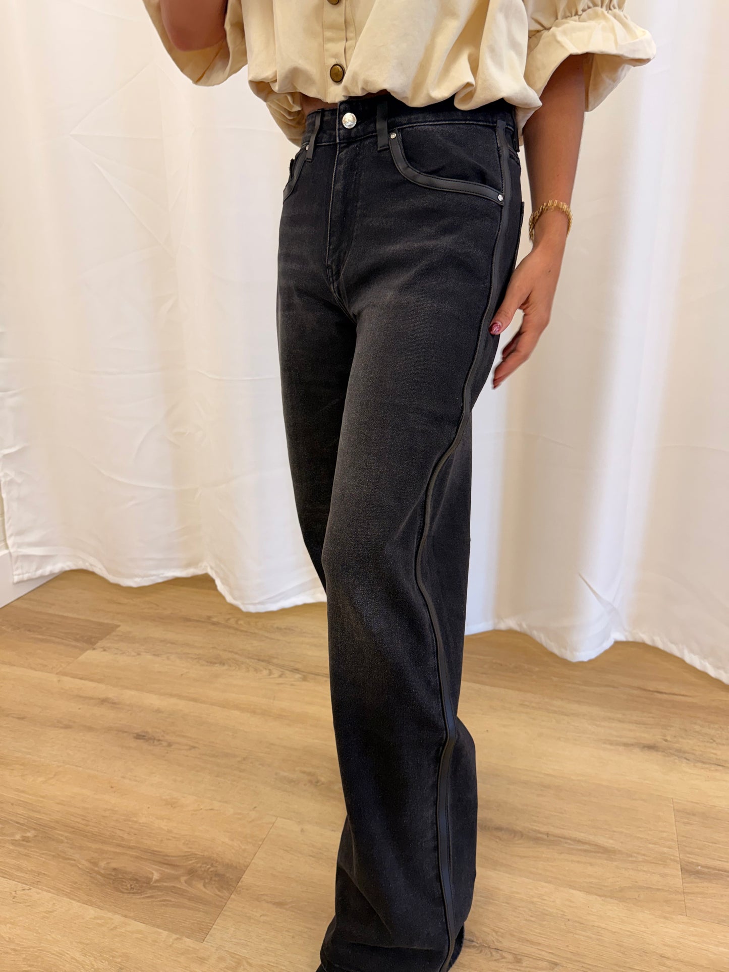 JESS JEANS