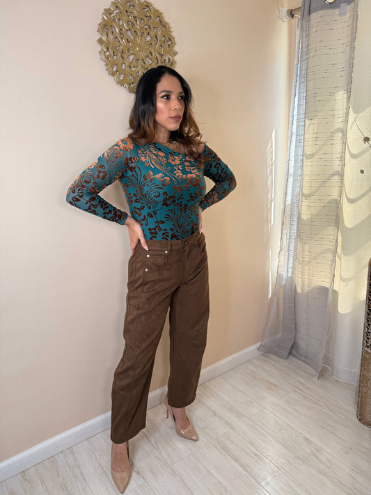 MAGGIE TOP