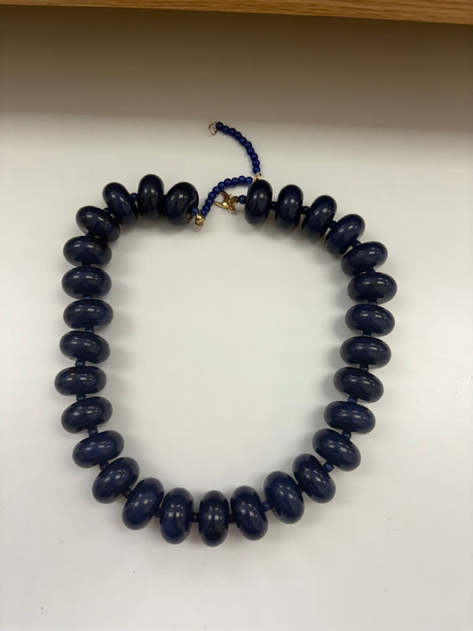 navy resin rondelle beaded necklace